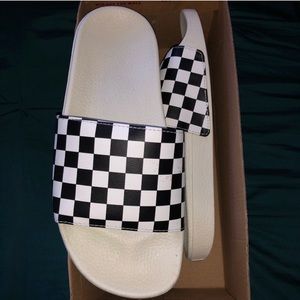 Vans slides